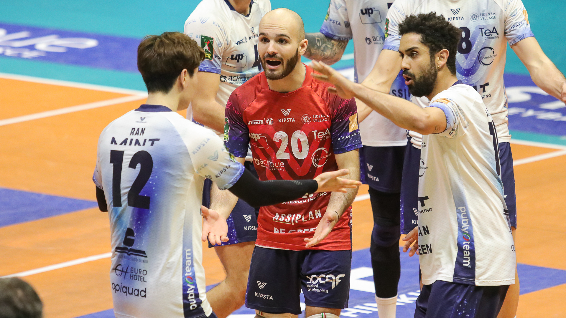 Tutto in una notte per la MINT Vero Volley Monza in Gara-3 a Trento ...