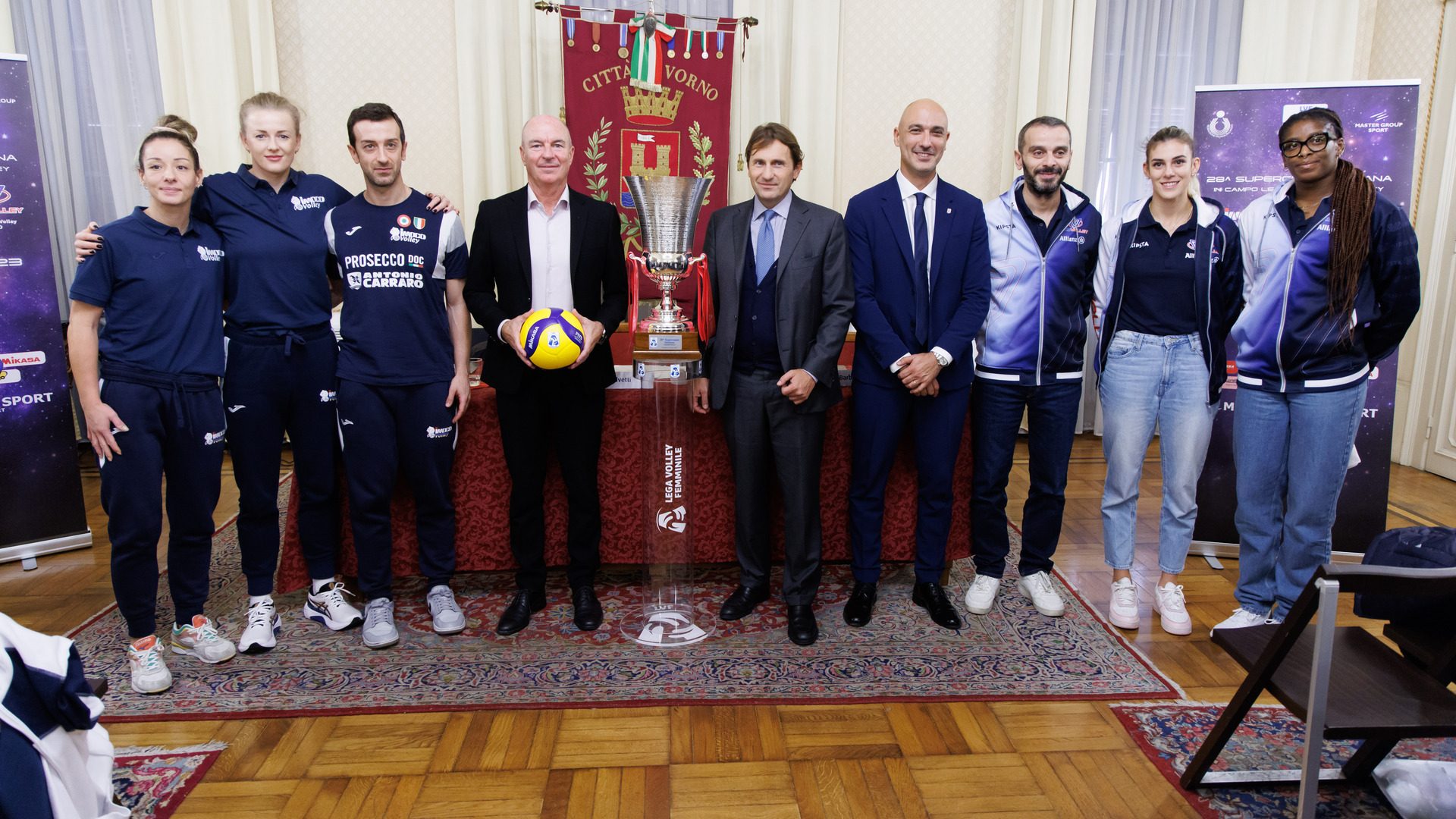 MONICA DE GENNARO, Joanna Wolosz, Marco Gaspari E Myriam Sylla
CONFERENZA STAMPA SUPERCOPPA PALLAVOLO A1-F 2023-24
LIVORNO 27-10-2023
FOTO FILIPPO RUBIN / LVF