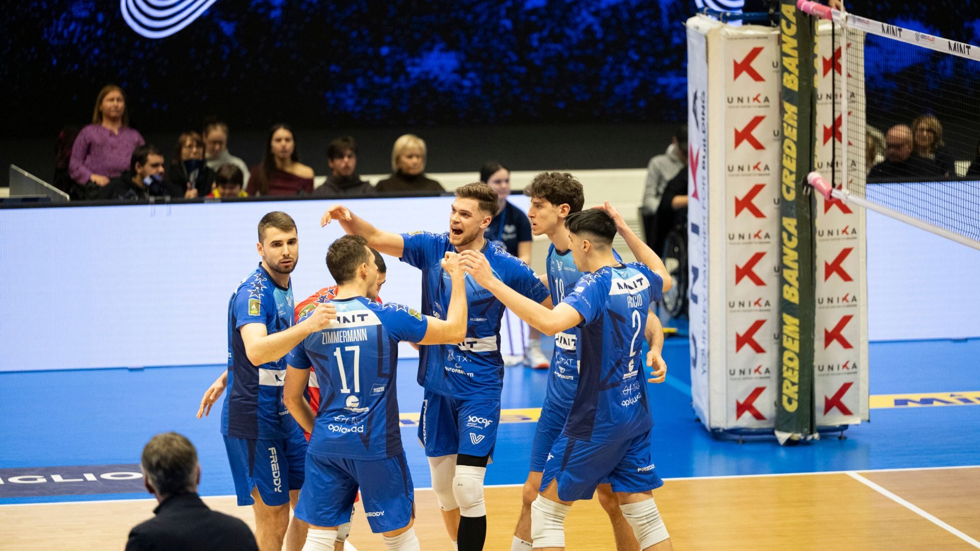 58bb8e46-26d8-48e6-85c1-d65424272445