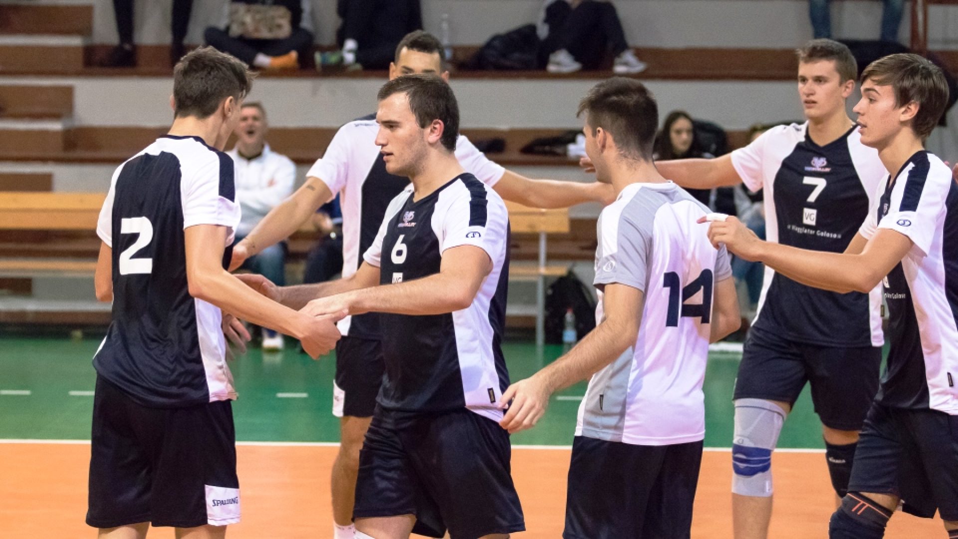 Abbraccio il Viaggiator Goloso Volley Milano