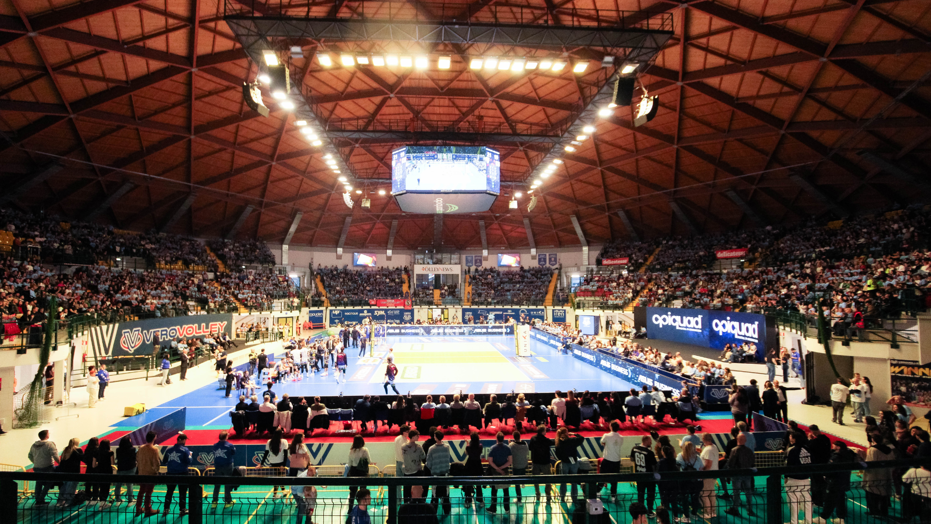 Opiquad Arena piena di tifosi