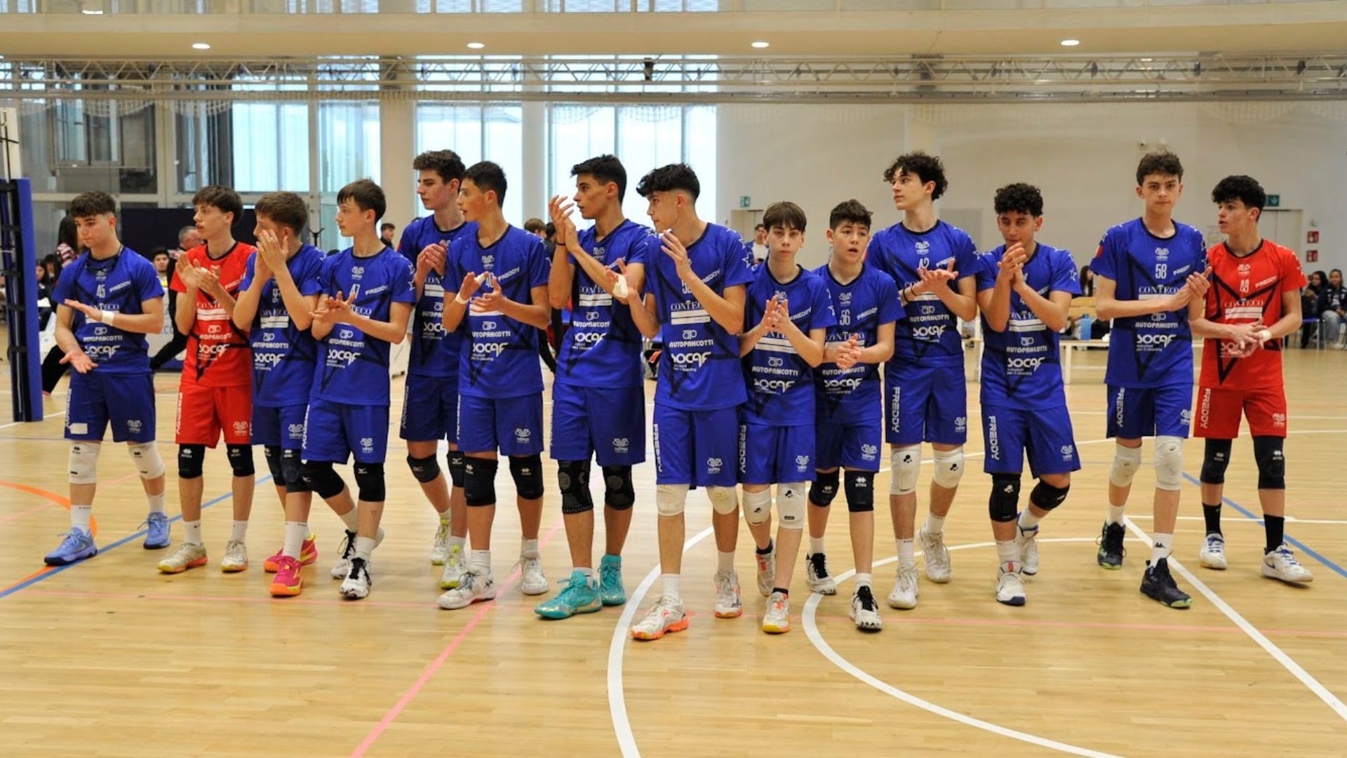 U15