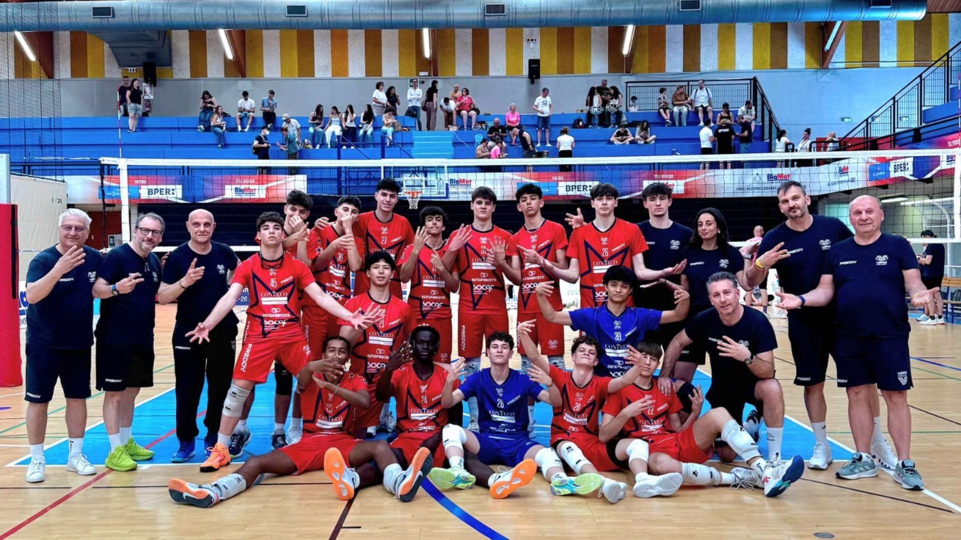 U17