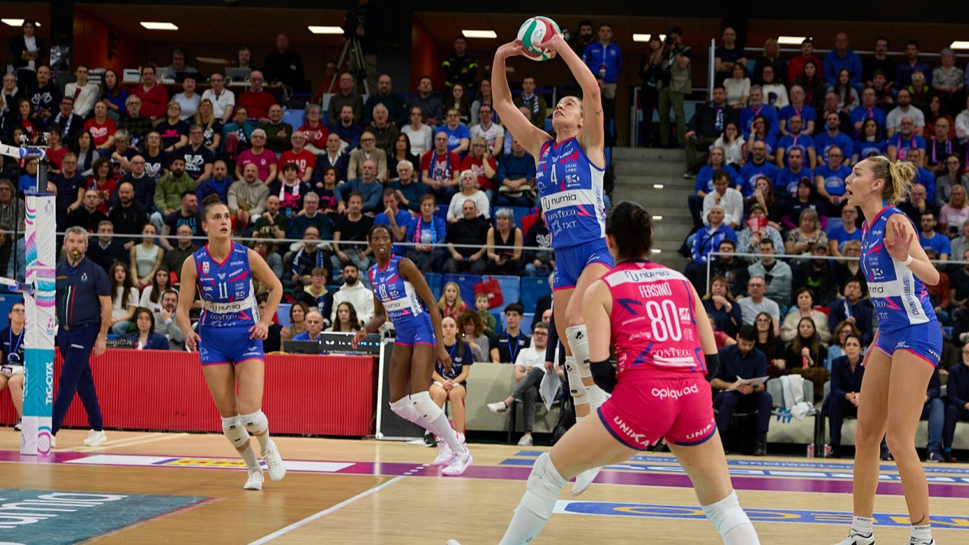 d0235e08-72a4-43ad-8b55-8c85165b56cf