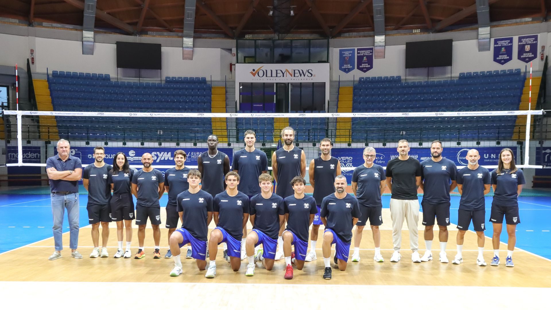 foto maschile inizio stagione 202627