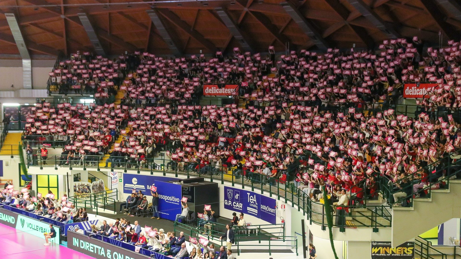 pubblico tifosi sold out arena di monza