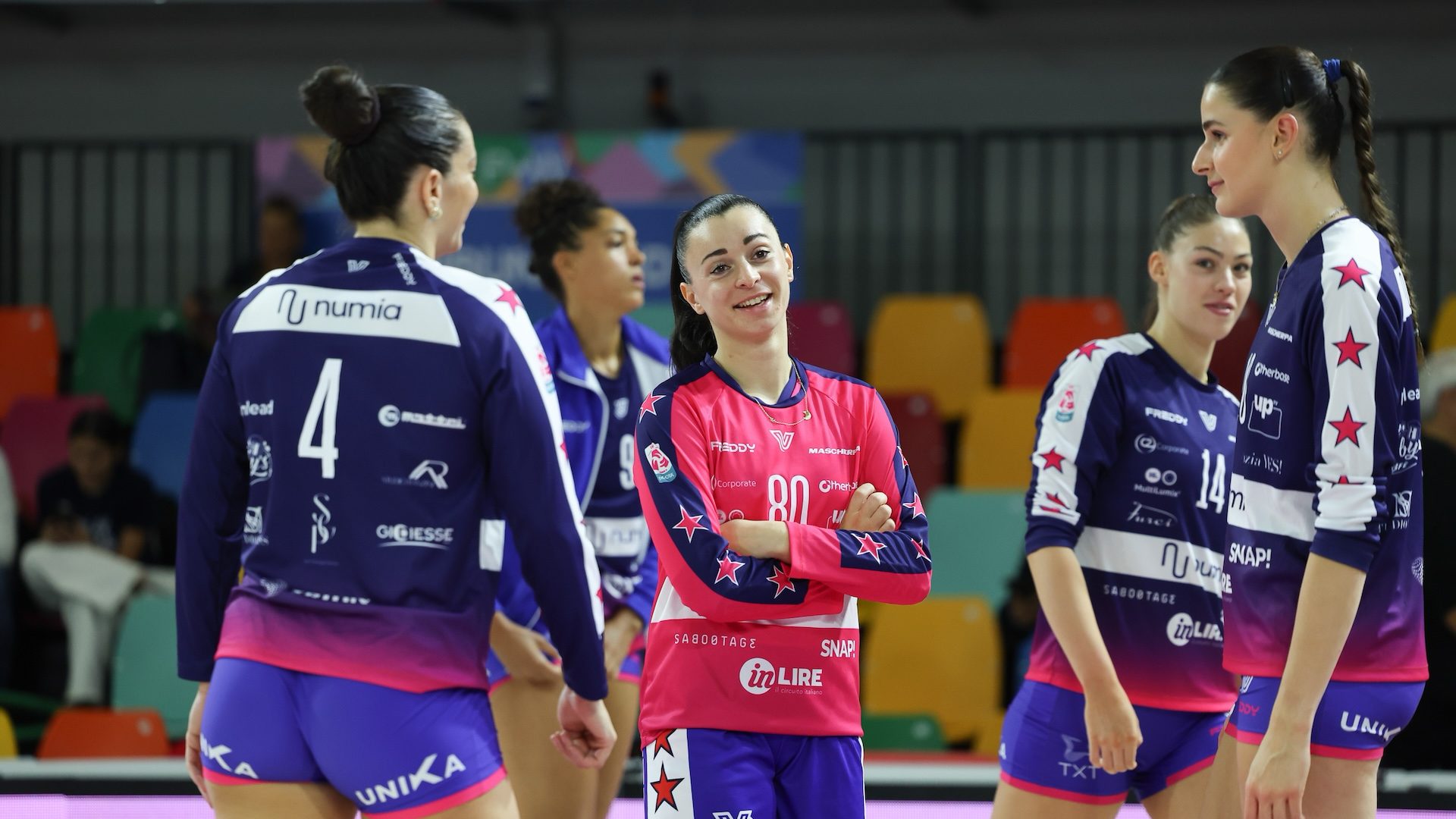 DA SX ISABELLE HAAK CELESTE PLAK ELEONORA FERSINO HENA KURTAGIC E BENEDETTA MARIA SARTORI
SAVINO DEL BENE SCANDICCI - NUMIA VERO VOLLEY MILANO
PALLAVOLO CAMPIONATO ITALIANO VOLLEY SERIE A1-F 2025-2025
FIRENZE 22-10-2025
FOTO FILIPPO RUBIN / LVF